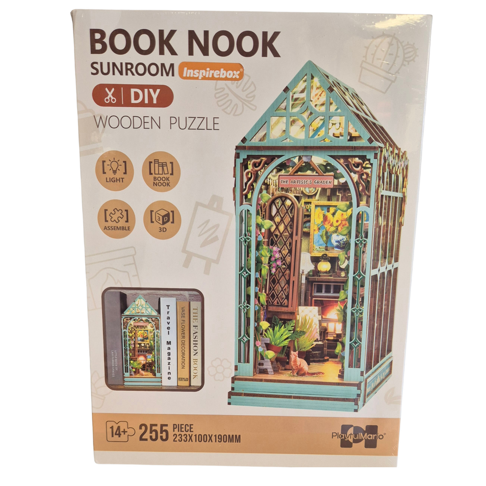 Sunroom book nook, 23,3 × 10 × 19 cm