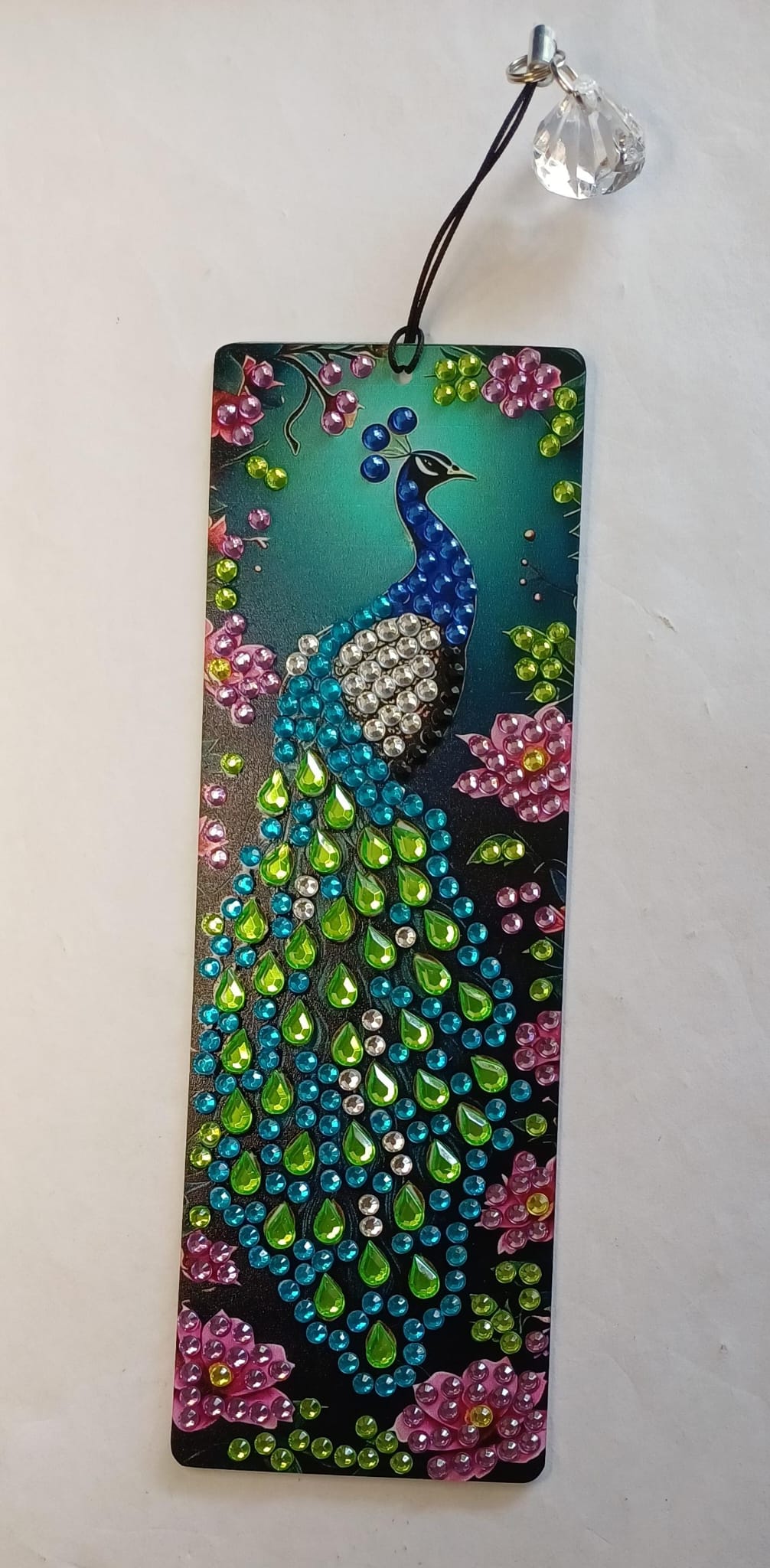 Pauw met roze bloemen, boekenlegger met diamantsteentjes 5 × 15 cm