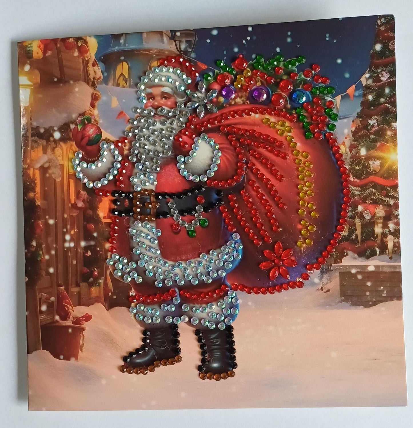 Kerstman in besneeuwd dorp, diamond painting kerstkaart, 15 x 15 cm, inclusief envelop