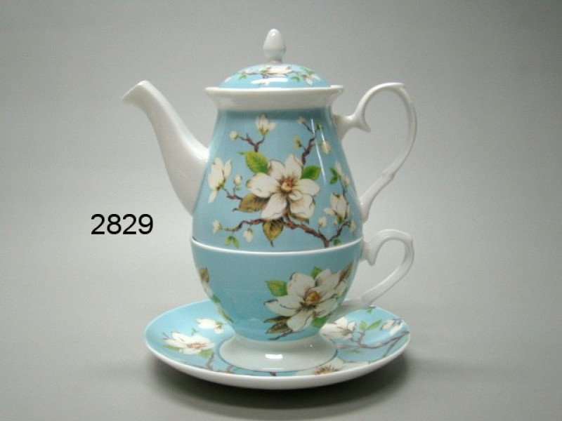Magnolia, tea for one