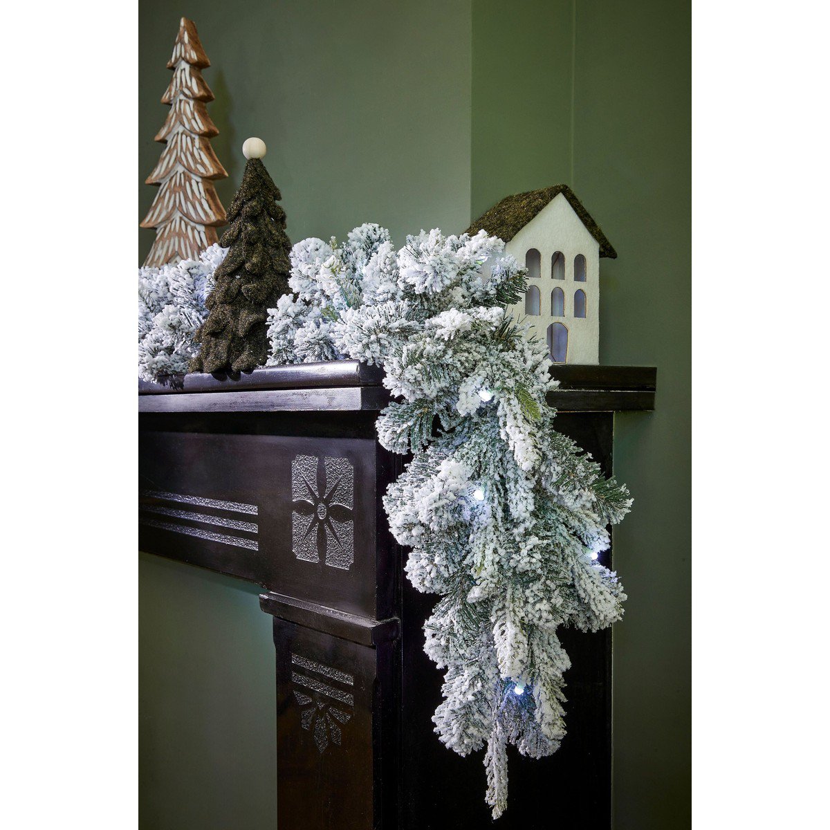 Grimshaw besneeuwde guirlande met verlichting, 270 cm, Ø 25 cm