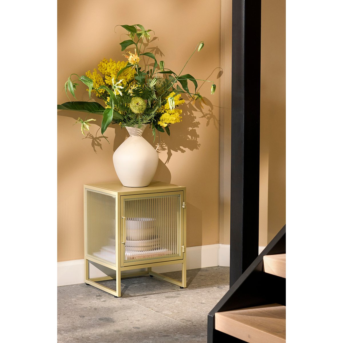 Clifton opbergkast beige, geribbeld glas, 50 cm