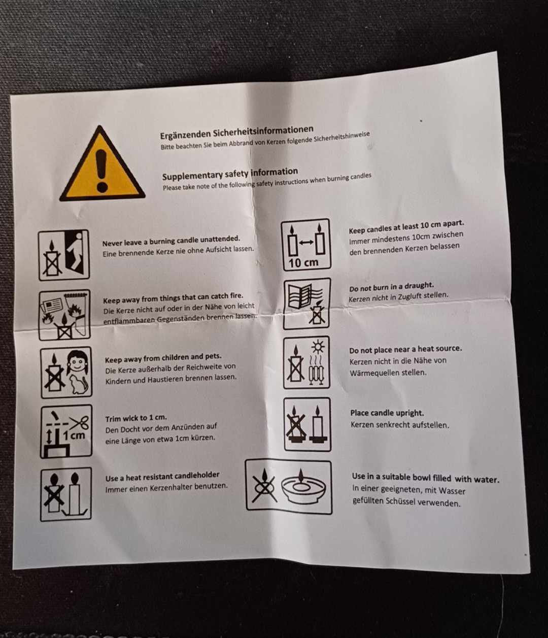 Geurkaars in hartvormig blikje