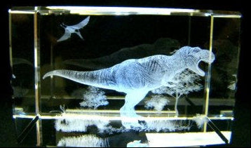 3D lasergravure T.Rex glasblokje, 8 cm