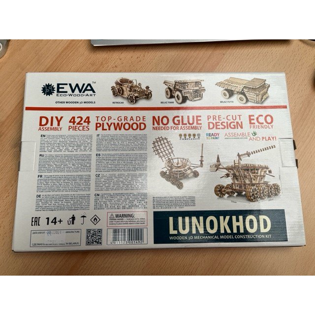 Mechanische houten Moonrover Lunokhod, 424 stukjes, 32 x 23 cm