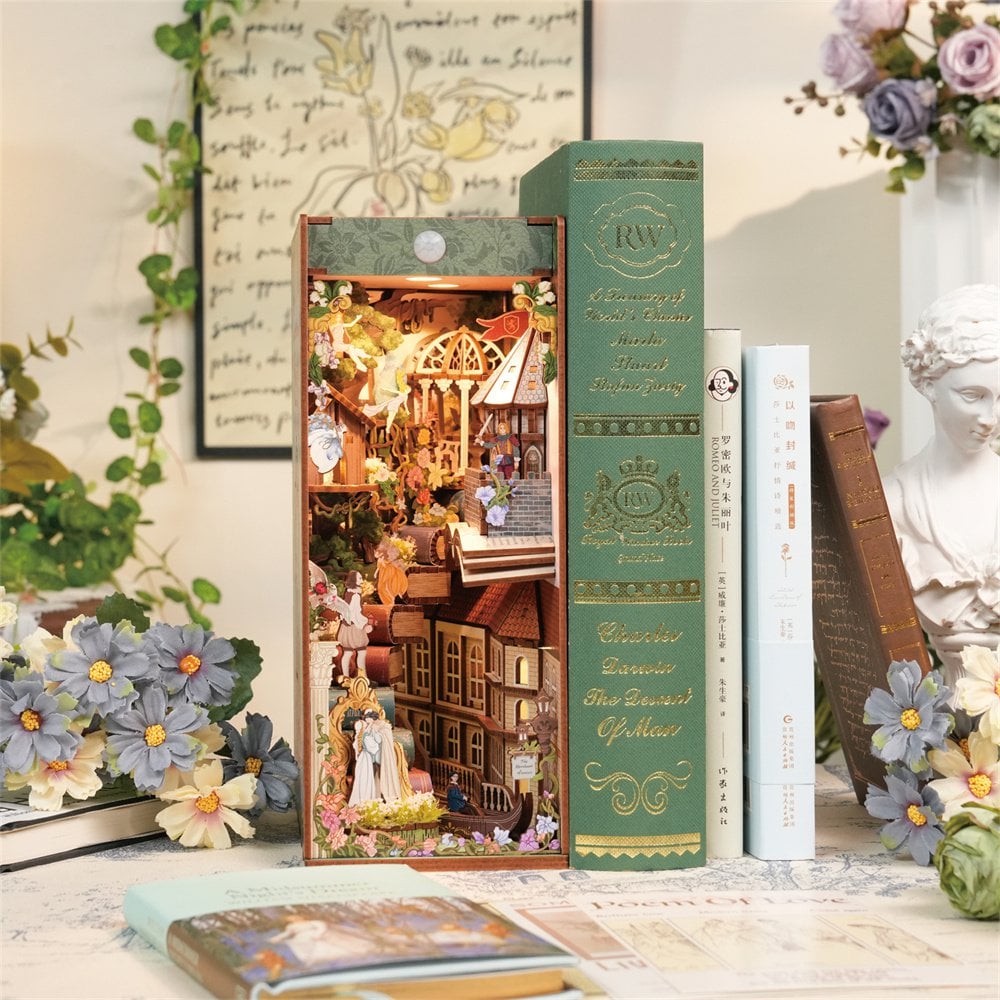 DIY book nook Shakespeare's Verse, 24,5 cm