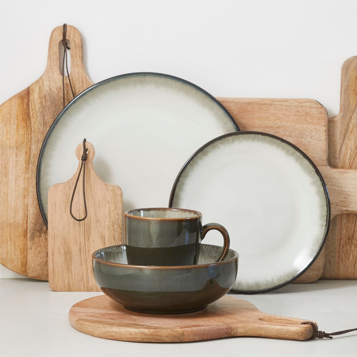 Mica Decorations Duko Serveerplank – Mangohout Bruin (40 x 30 cm)