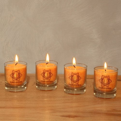 Swadhishthana chakra kaarsen oranje, 6 × 6 cm set van 4