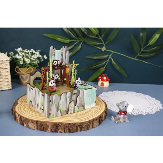 DIY 3D houten muziekdoos Panda's Home, 13 x 10,3 x 13,8 cm