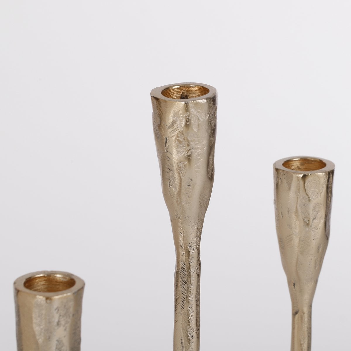 Kandelaar Stretto voor 3 dinerkaarsen goud 21 × 9,5 × 40,5 cm