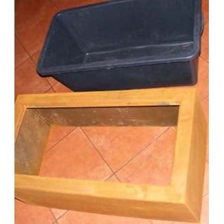 Plantenbak van roestpatina, 78 × 41 × 31 cm
