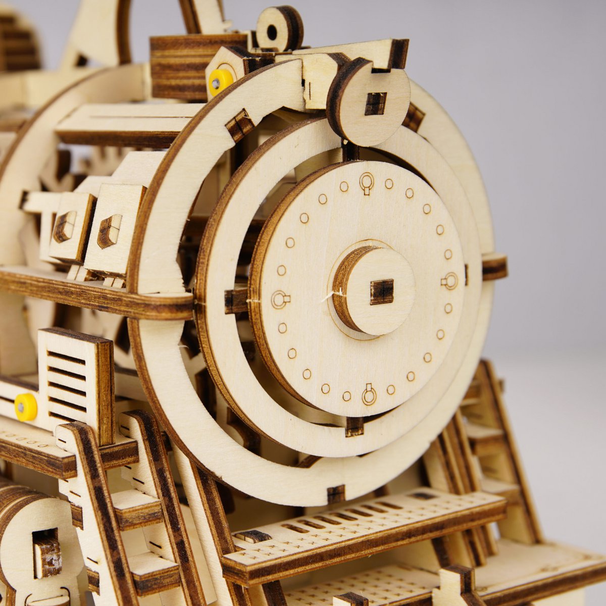 3D houten puzzel locomotief 37 × 12 × 18,5 cm – 350 stukjes