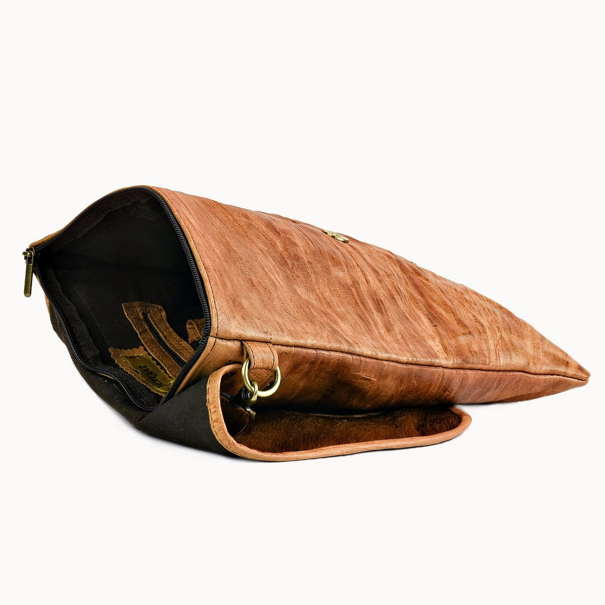 Polly leren schoudertas met koeienvacht, 24 × 32 cm