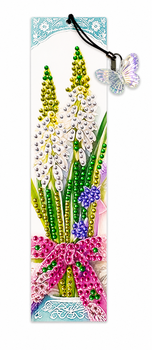 Boekenlegger met strass steentjes, witte bloemen en vlinderbedeltje, 4,5 x 19 cm