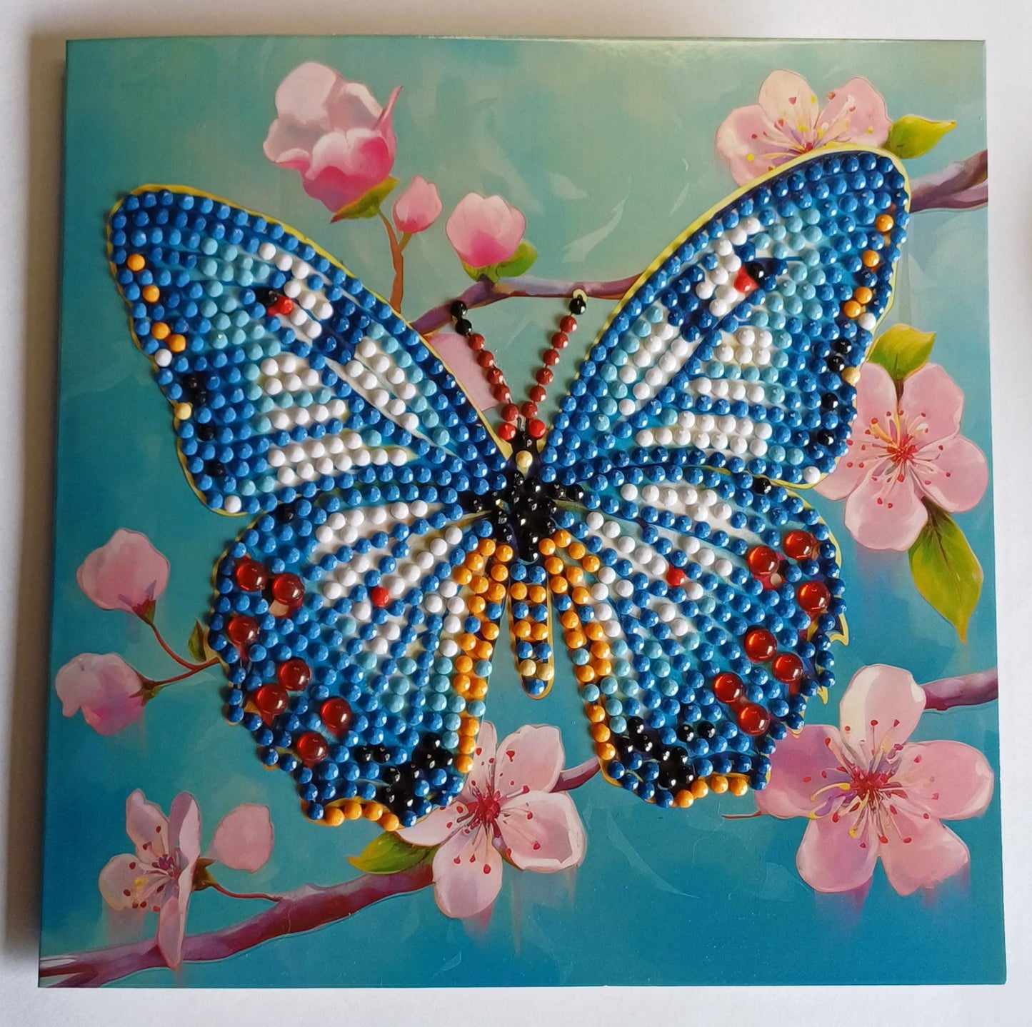 Blauwe vlinder met bloesem, dubbele blanco kaart met envelop, 15 x 15 cm