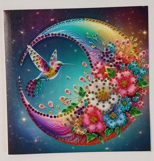 Kolibrie in bloemencirkel met maan kaart, diamond painting voltooid, 15 x 15 cm