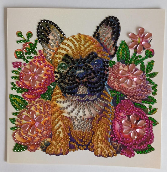 Franse Bulldog tussen bloemen kaart, diamond painting voltooid, 15 x 15 cm