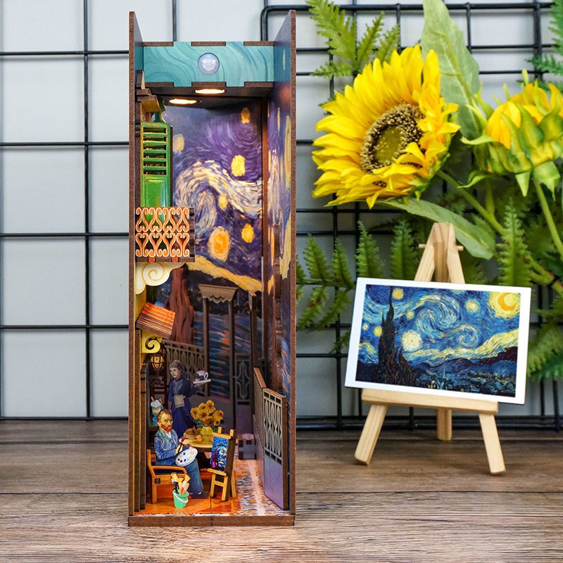 DIY book nook Vincent’s world bookend, 24,5 cm