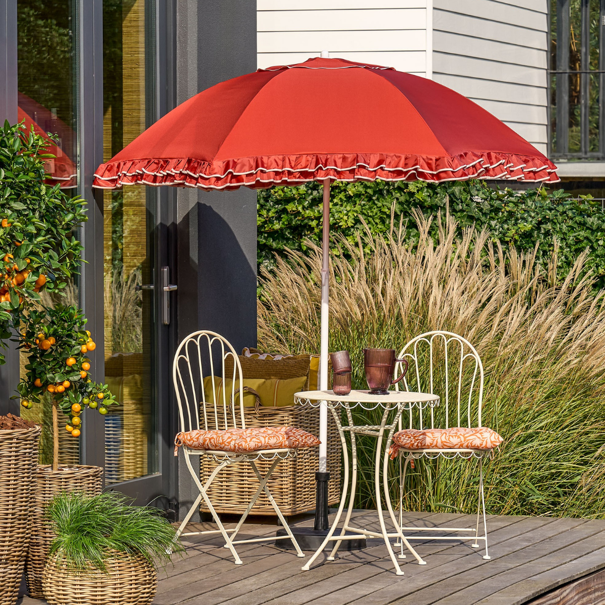 Terra parasol met ruches, Ø 195 × 238 cm