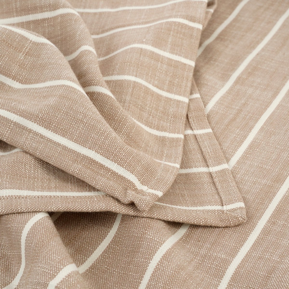 Alivo Tafelkleed – Organisch Katoen Beige (140 x 250 cm)