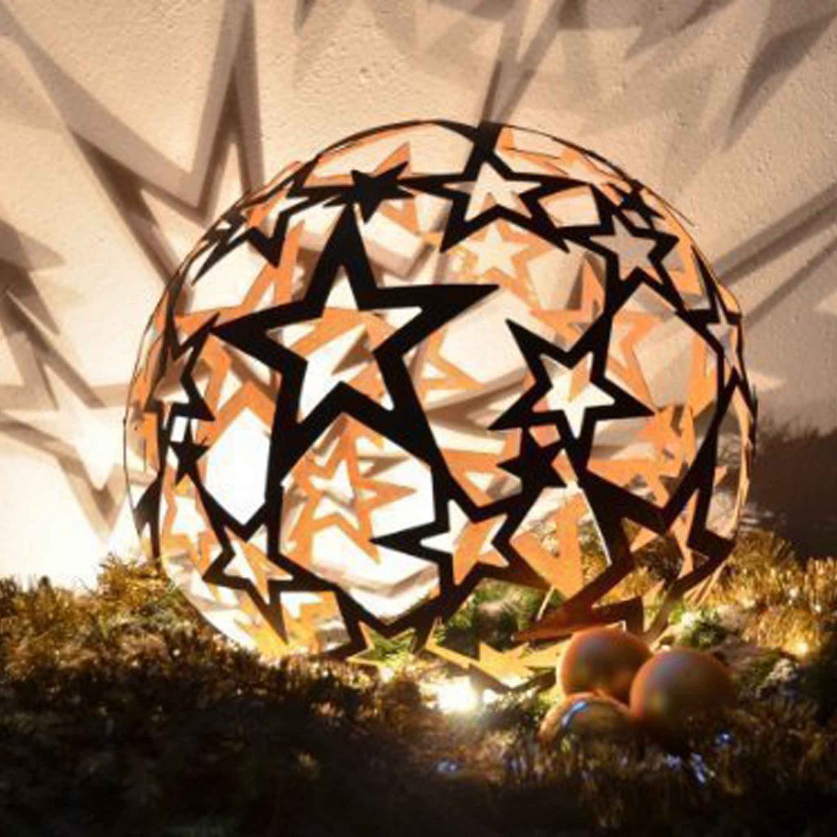 Metalen kerstbal met sterren, 40 cm