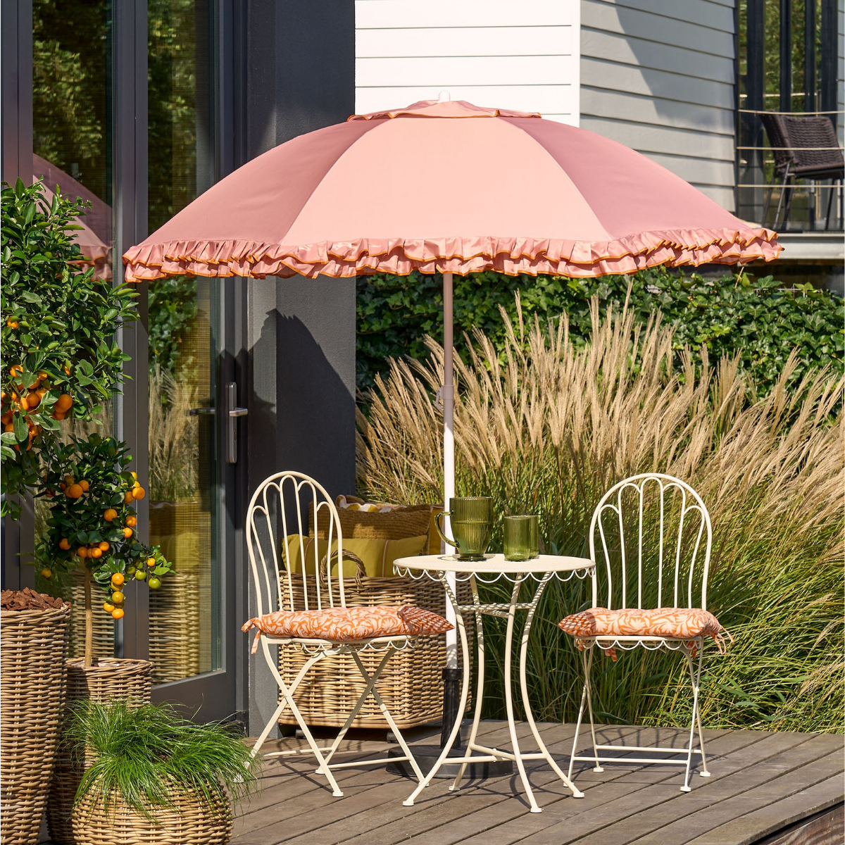Perzikkleurige parasol met ruches Ø195 cm