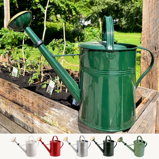 Grote metalen gieter, 9 liter, diverse kleuren