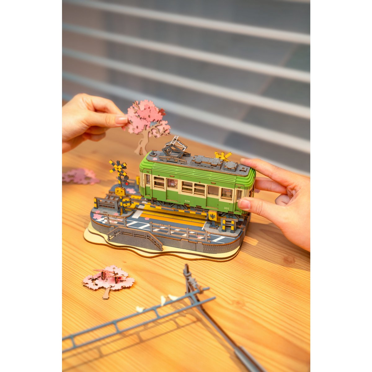 DIY 3D houten model Sakura Journey 23,2 x 14 x 16,7 cm