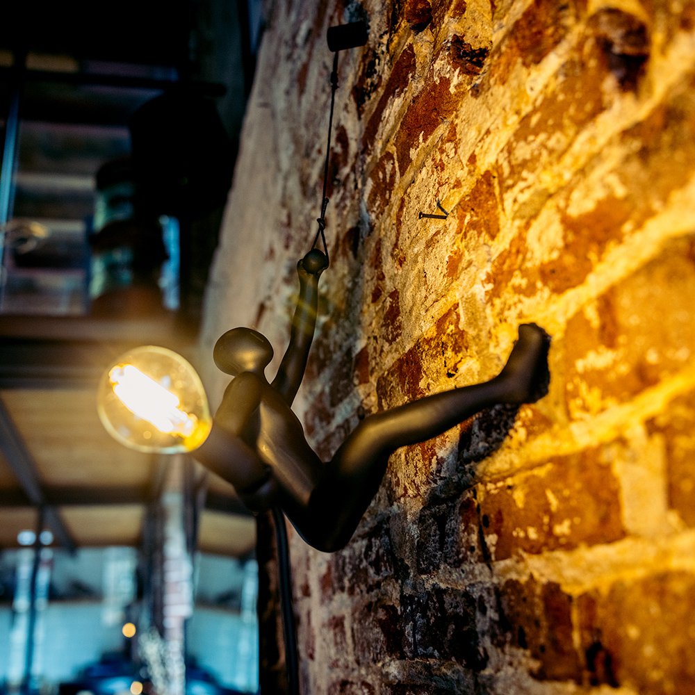 Climber wandlamp, zwart, 30 × 16 × 17 cm