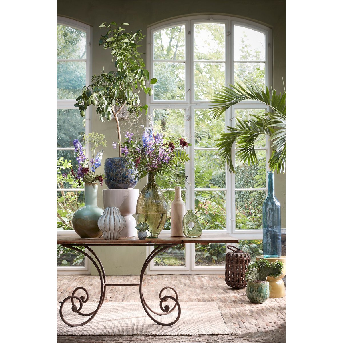Mica Decorations Firenza Flesvaas – Gerecycled Glas Lichtbruin (H59 x Ø29 cm)