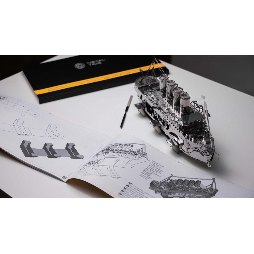 3D metalen bouwpakket Lost at Sea schip 30 × 6 × 14 cm – 158 onderdelen