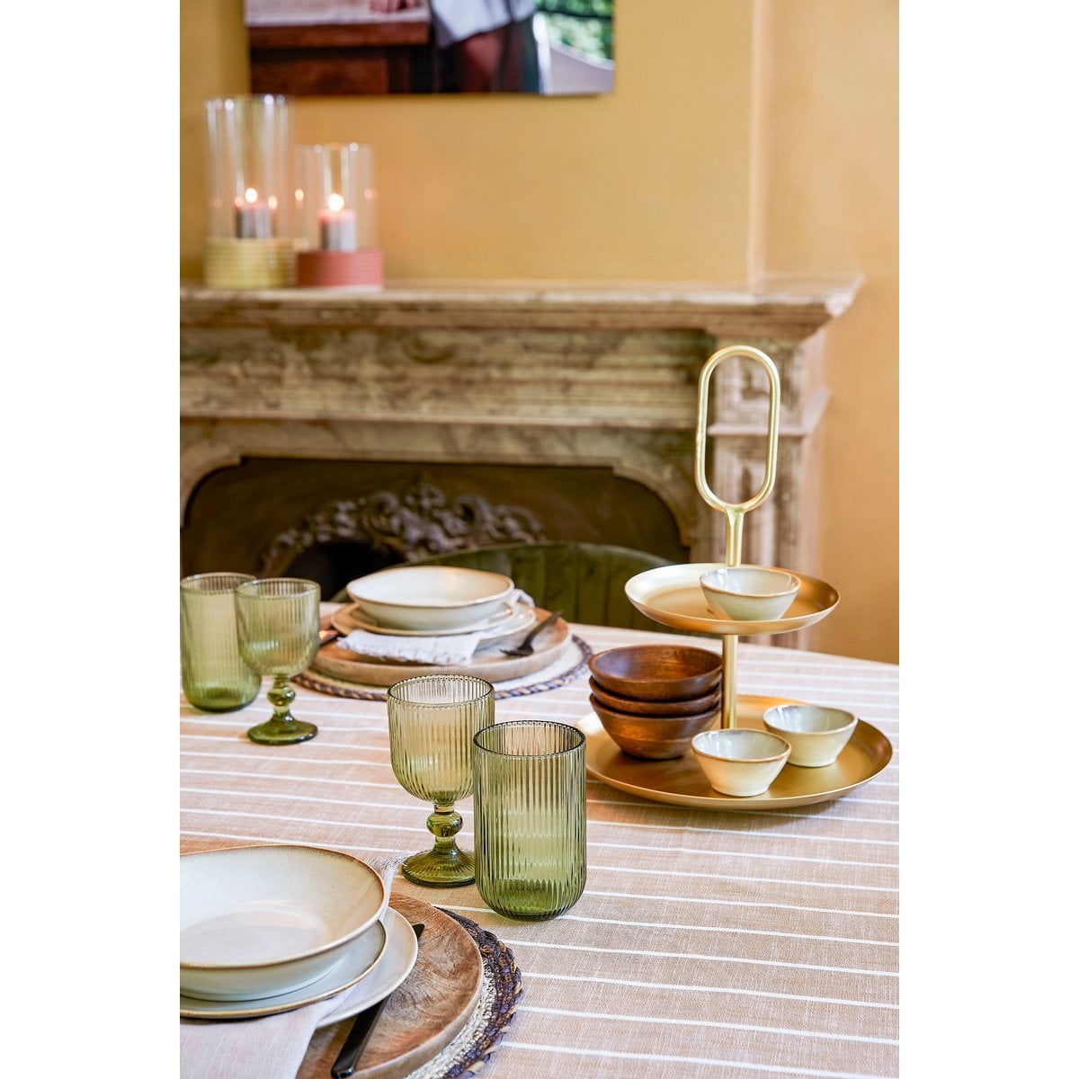 Mica Decorations Rama Etagère – 2-laags Goud Metaal (28 x 28 x 36 cm)