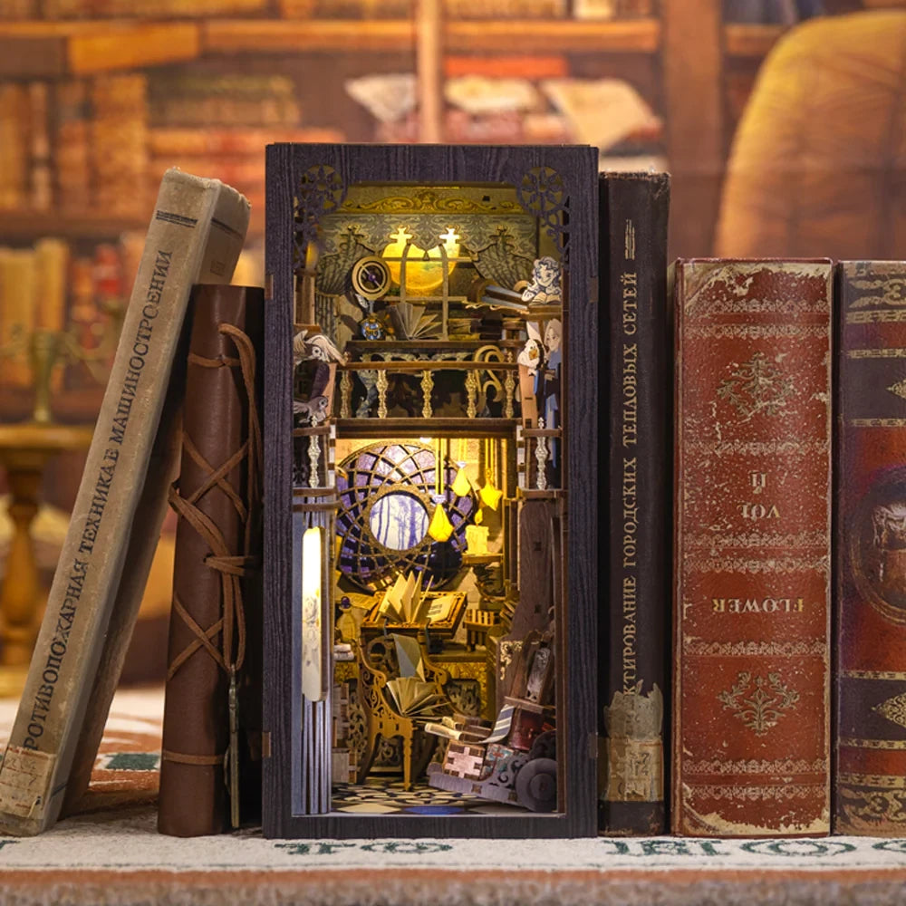 DIY book nook Nebula Common Room, 23 cm