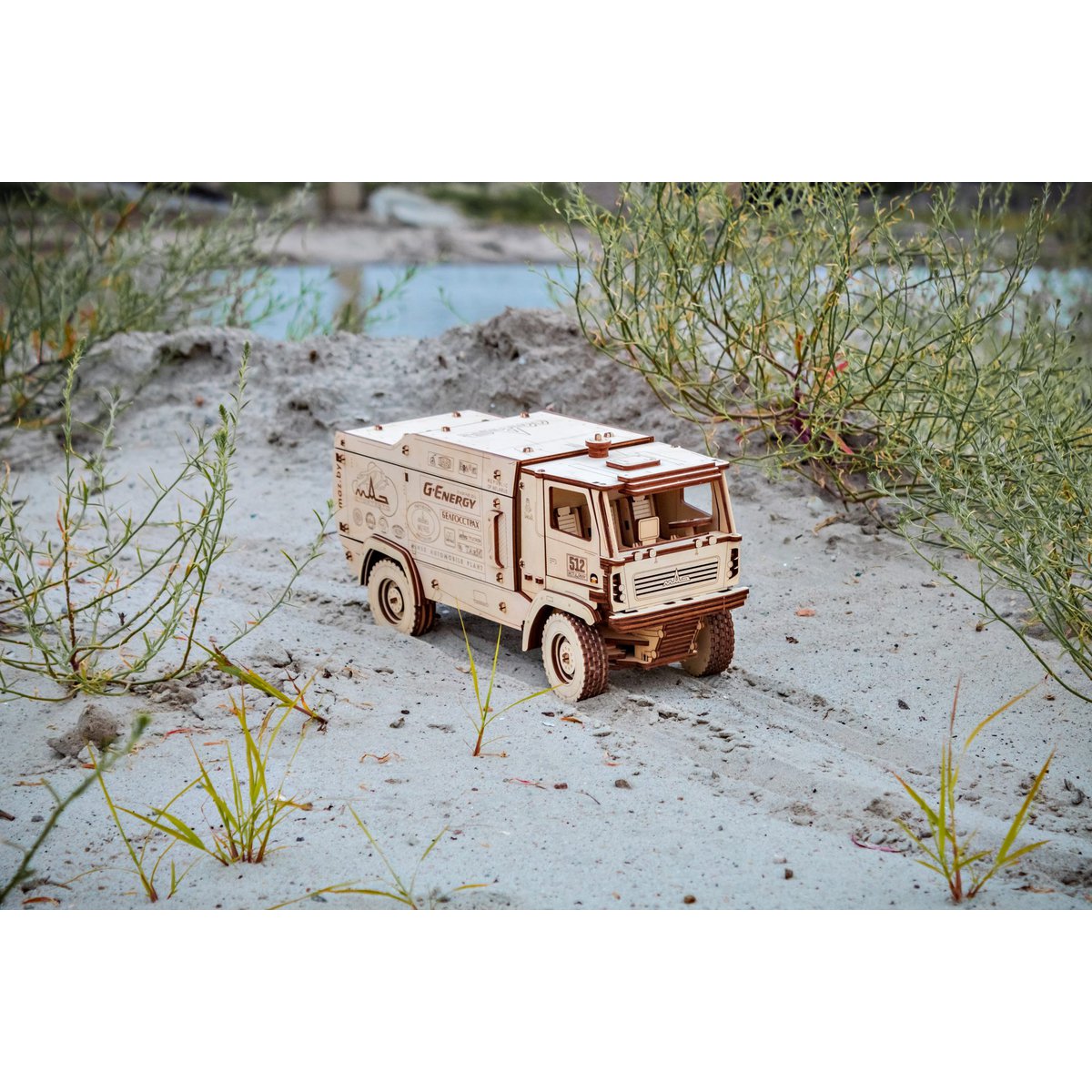 DIY houten mechanische puzzel rallytruck MAZ-5309RR, 35,2 x 13,1 x 16,7 cm