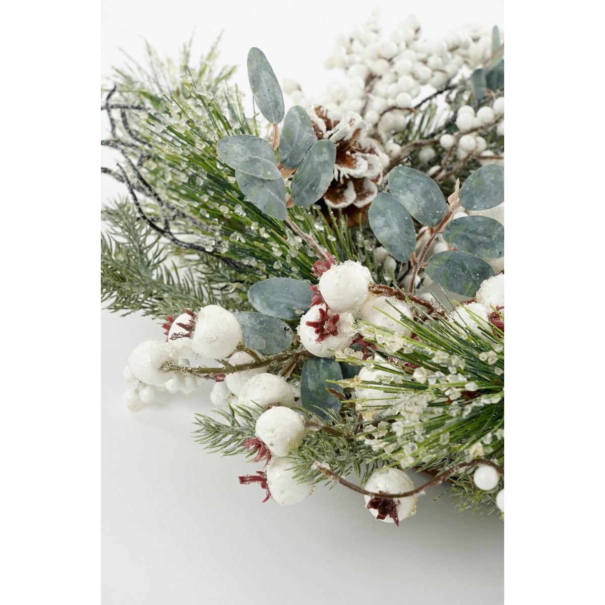 Besneeuwde kerstkrans met dennenappels en glitters, Ø 50 cm