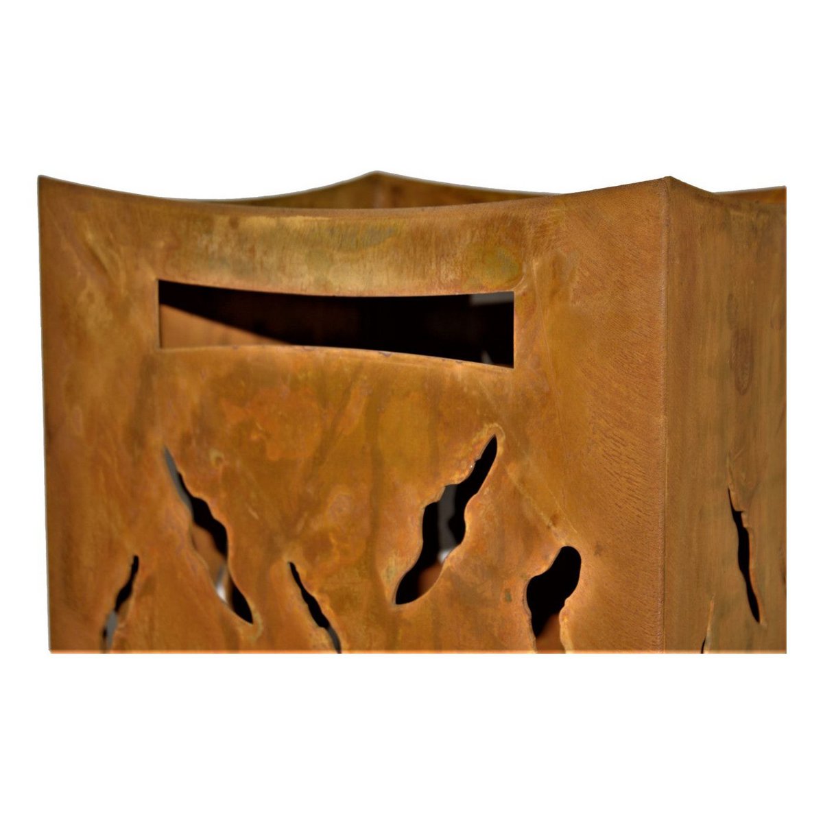 Vuurton met vlammen van metaal, 28 × 28 × 57 cm