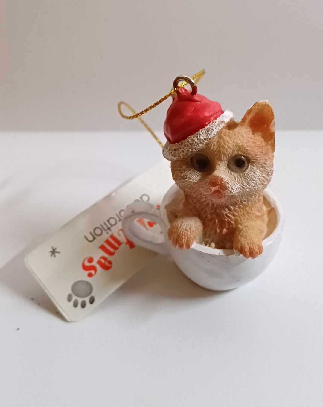 Rode kat kersthanger