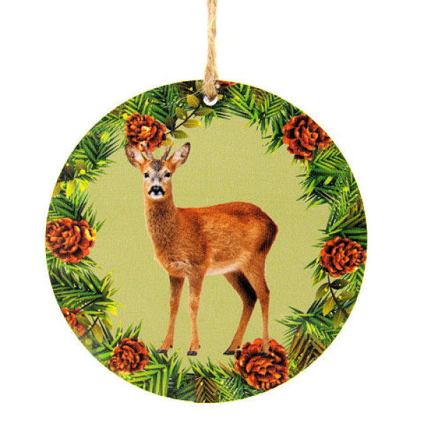 Ree houten decoratie, Ø 7 cm met ophangkoordje