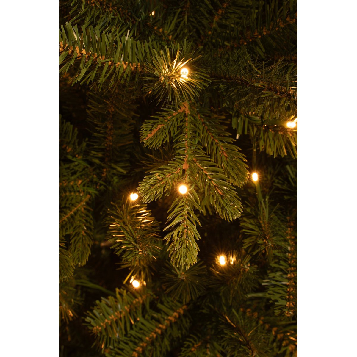 Harma kunstkerstboom met verlichting, 215 cm, Ø 66 cm