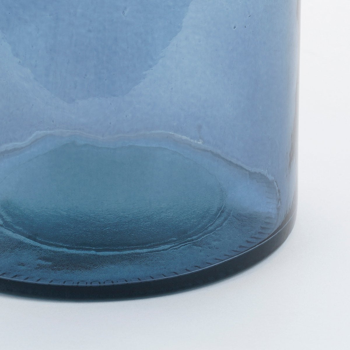 Mica Decorations Guan Flesvaas – Gerecycled Glas Blauw (H40 x Ø15 cm)