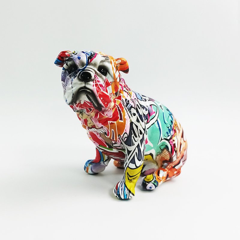 Bulldog, graffiti, 20 × 14 × 17,5 cm