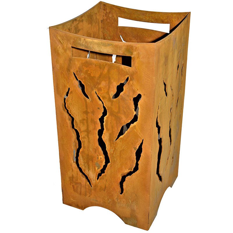Vuurton met vlammen van metaal, 28 × 28 × 57 cm