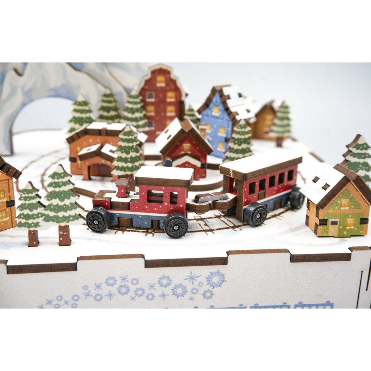 Houten muziekdoos 3D puzzel Snow Train, 14 cm