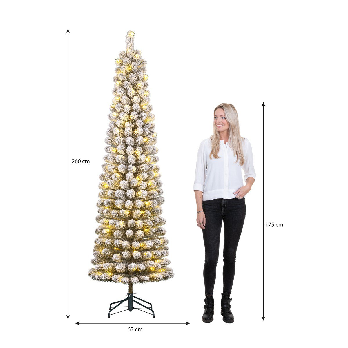 Kunstkerstboom verlicht Charlton Groen