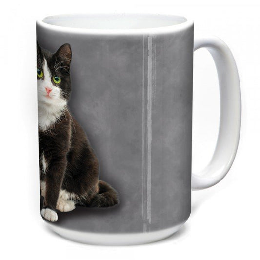Black and white cat mok