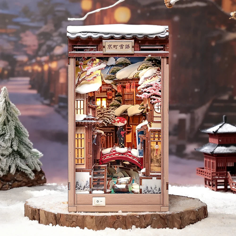 La Neige à Kyoto book nook, 19,5 × 12 × 22 cm