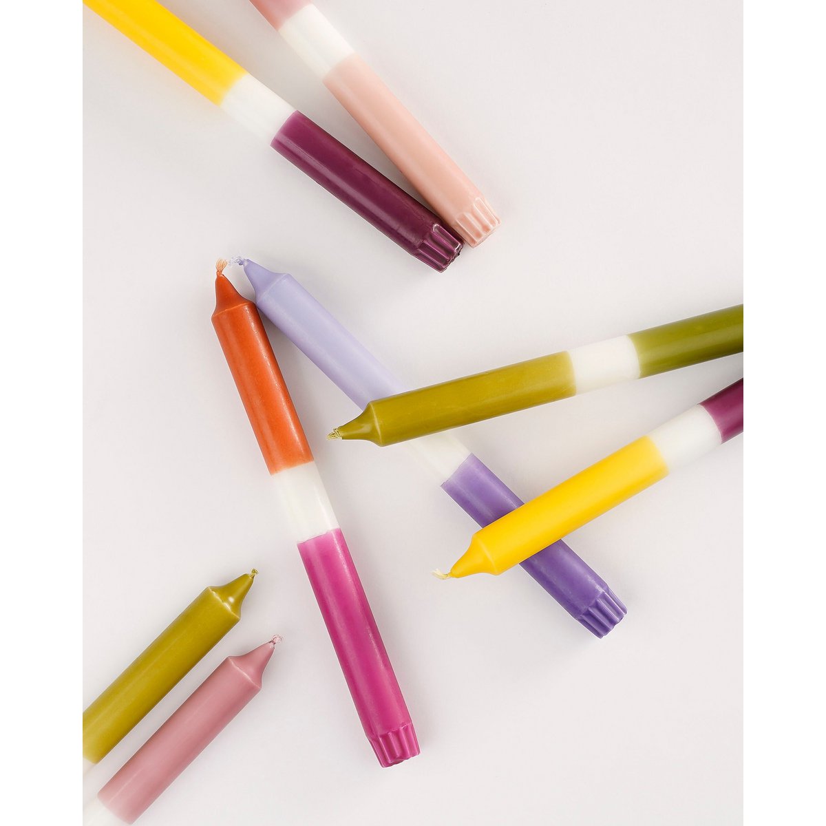 Dip-dye dinerkaarsen in geel, wit en paars, set van 2, 25 cm