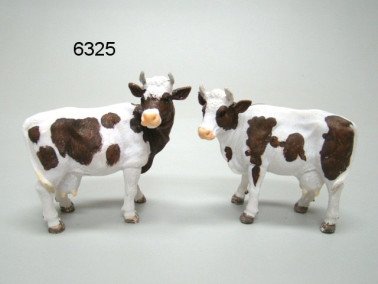 Koe, polystone, 11 cm