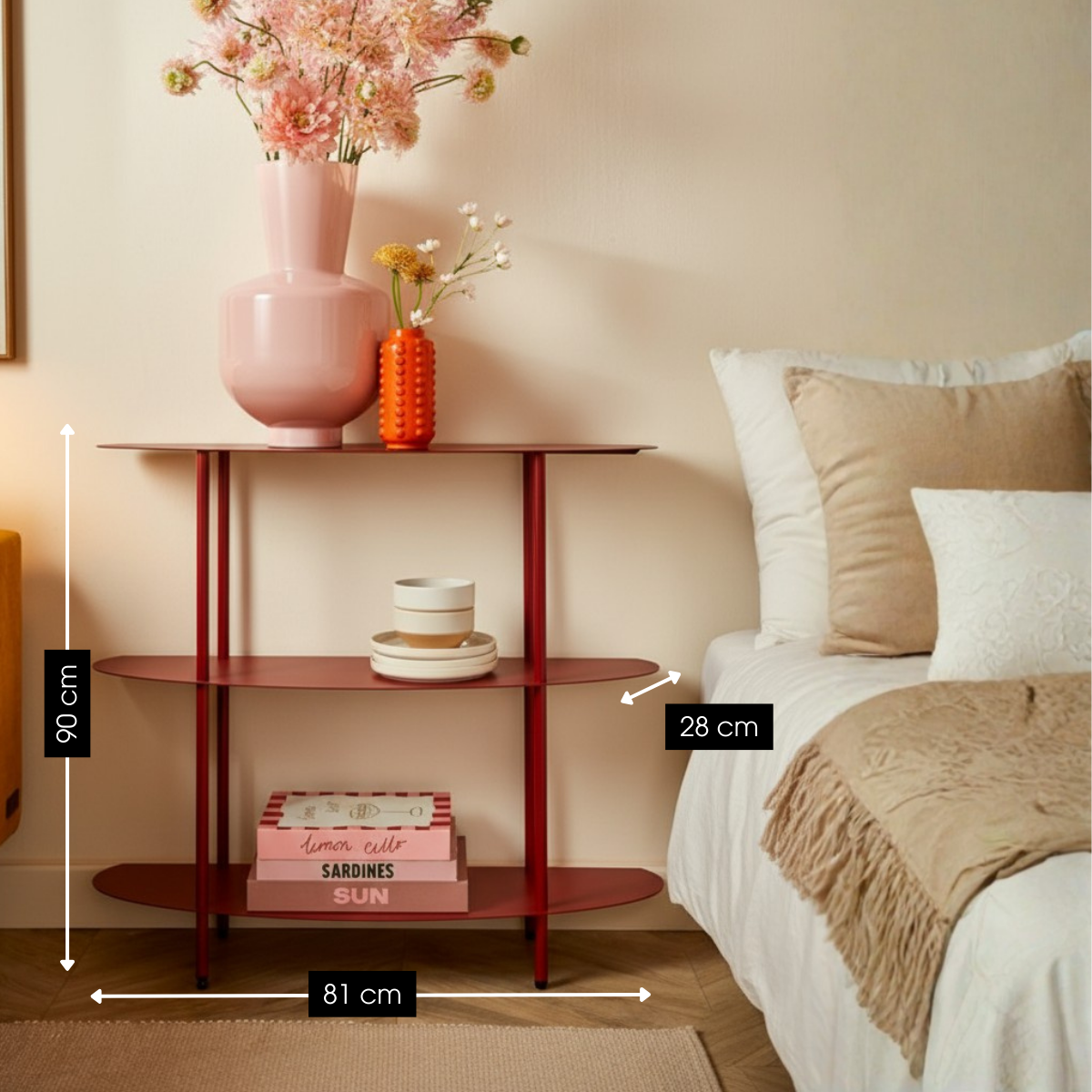 Open kast, rood met 3 ovale planken,  90 x 28 x 81 cm