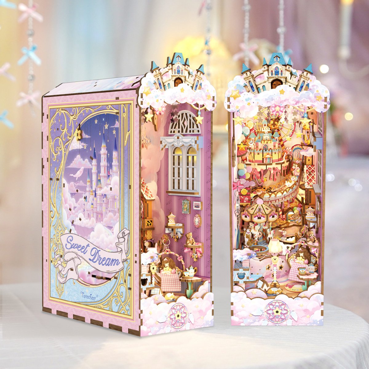Sweet Dream book nook, 10,5 × 18,7 × 28,4 cm